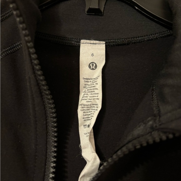 lulu define jacket luon - Picture 3 of 5